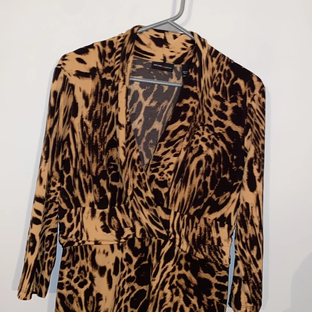 New York & Company leopard animal print top - Picture 2 of 5